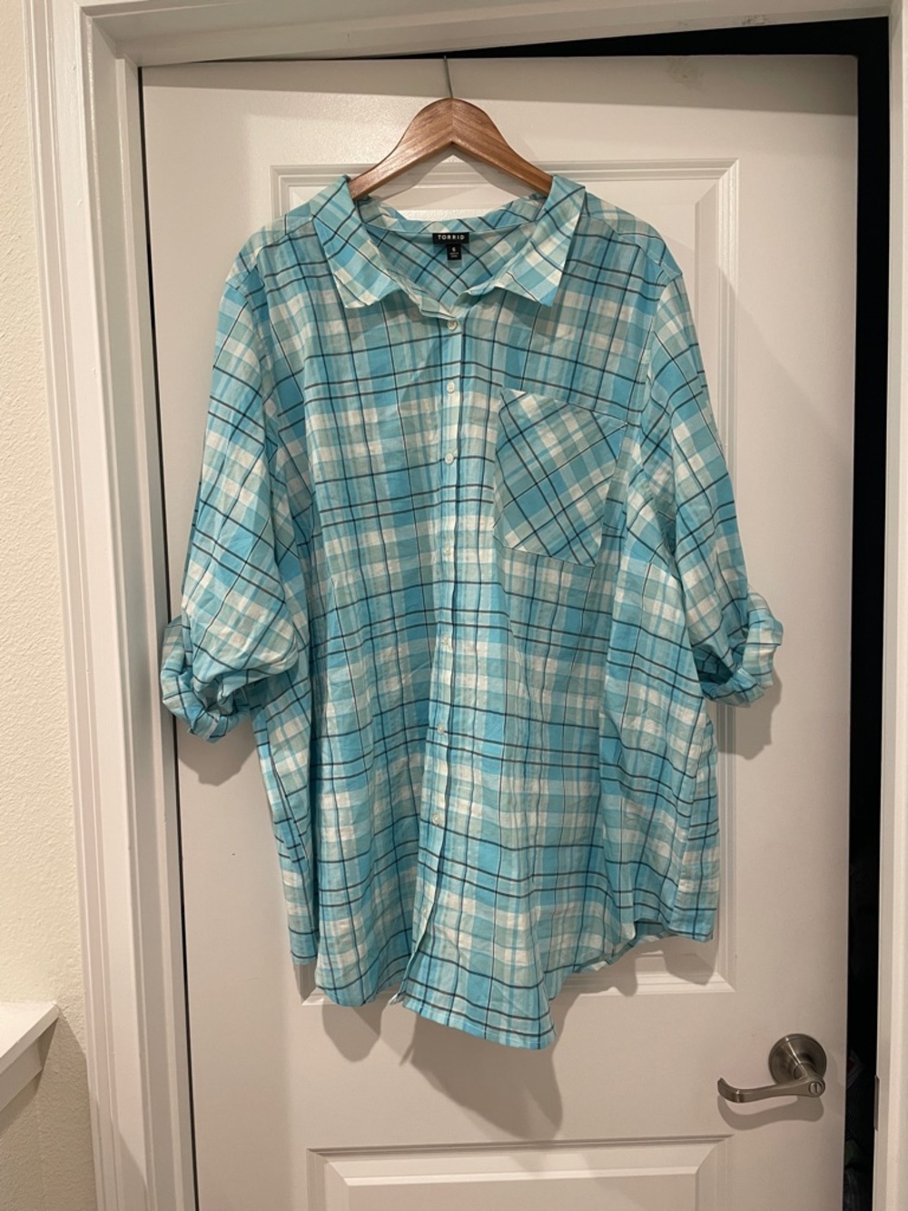 torrid Blue and White Plaid Button-Down Shirt size 6x